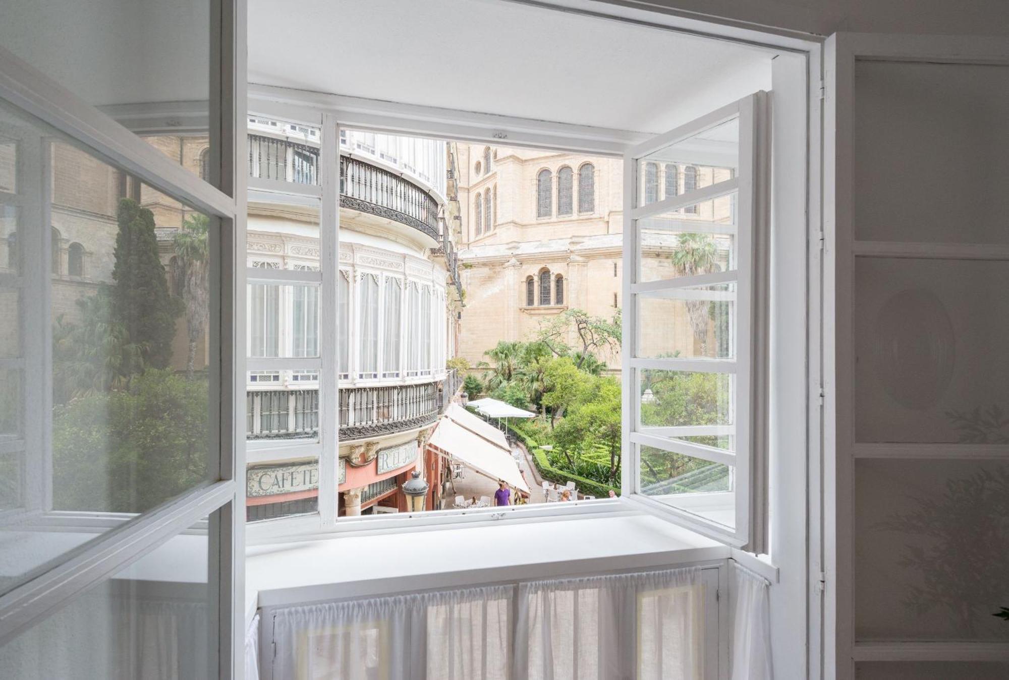 Cathedral Suites Malaga Exterior photo