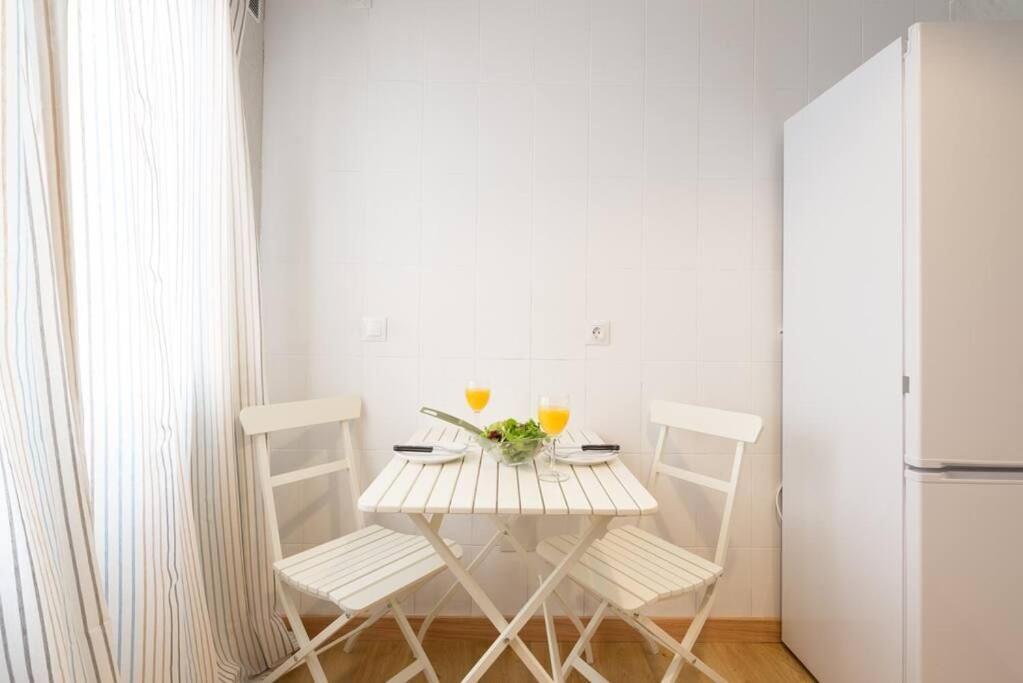 Cathedral Suites Malaga Room photo